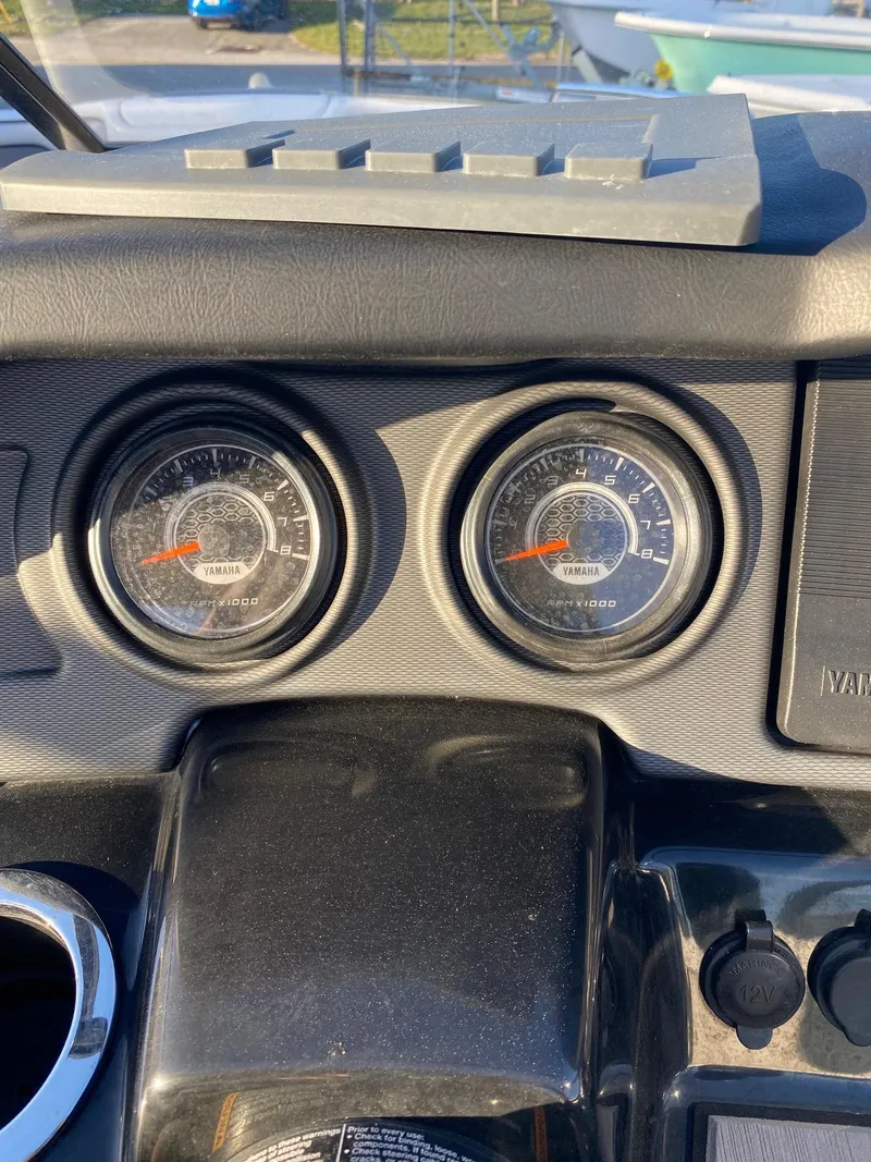 Slide: The Image of Close-up of 2018 Yamaha Boats AR240 HO dashboard gauges. - 7