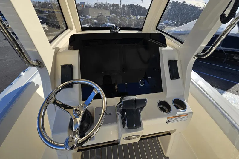 Slide: The Image of Scout 260 LXF 2024 - 23