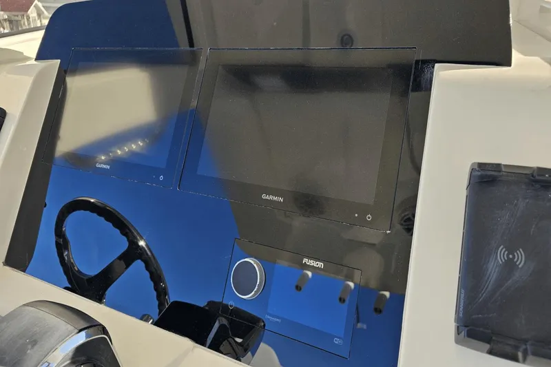 Slide: The Image of Scout 260 LXF 2024 - 25