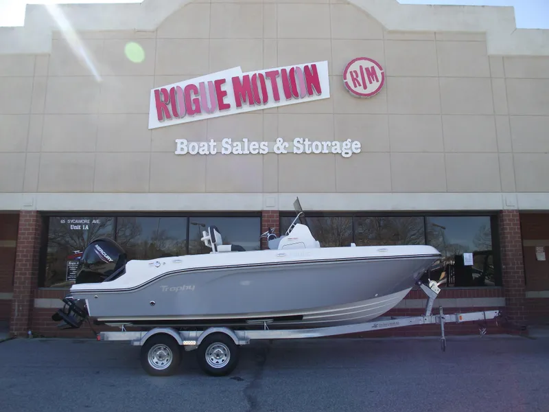 Slide: The Image of 2024 Bayliner Trophy T20CC boat on trailer - 1
