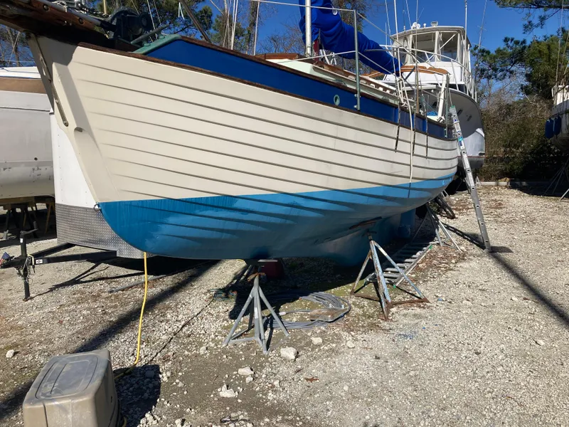 Slide: The Image of Nor'Sea 27 1986 - 28