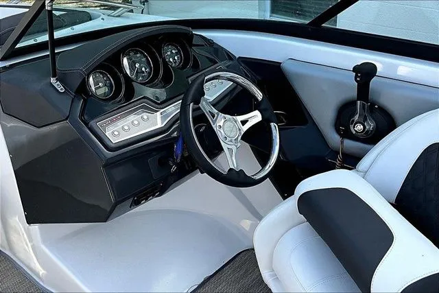 Slide: The Image of Monterey 215SS 2024 - 12