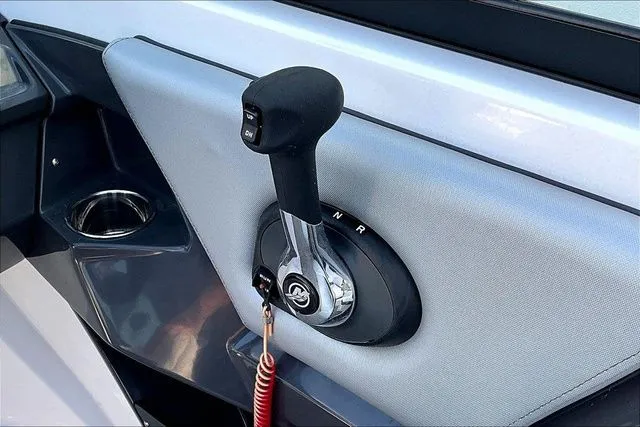 Slide: The Image of Monterey 215SS 2024 - 13