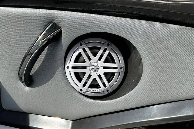 Slide: The Image of Monterey 215SS 2024 - 17