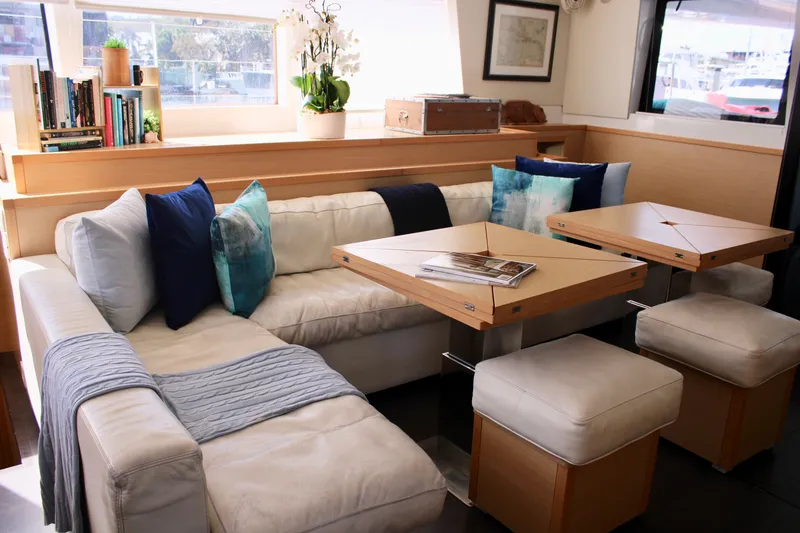 Slide: The Image of Lagoon 620 2015 - 54