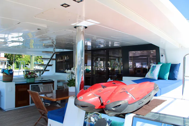 Slide: The Image of Lagoon 620 2015 - 66