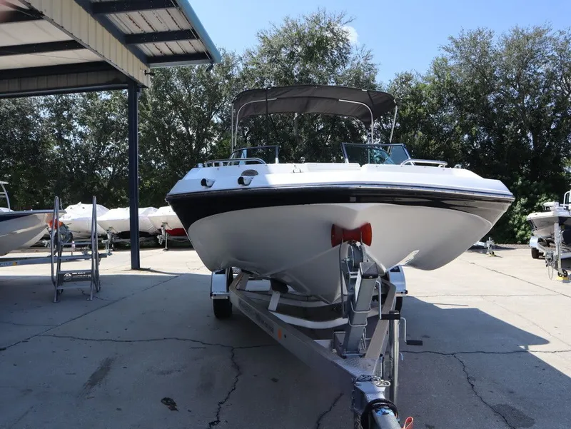 Slide: The Image of Hurricane SunDeck SD 187 OB 2023 - 7