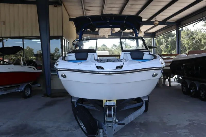 Slide: The Image of Yamaha 242X 2018 - 3