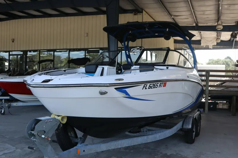 Slide: The Image of Yamaha 242X 2018 - 4