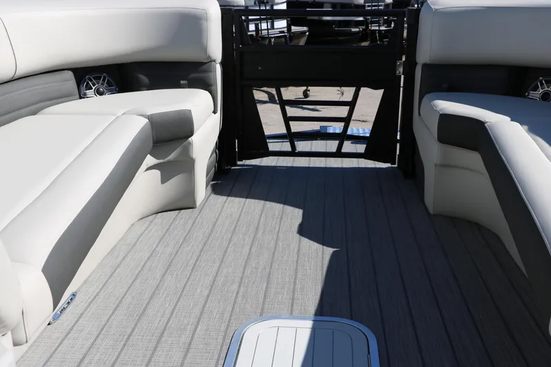 Slide: The Image of 2024 Sylvan G5 CLZ DC boat interior with spacious seating and modern design. - 40