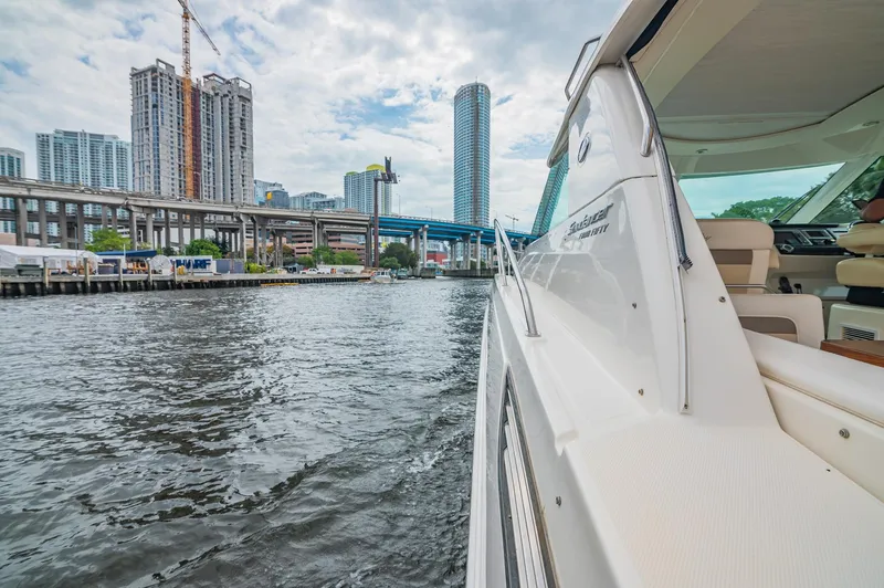 Slide: The Image of Sea Ray 450 Sundancer 2012 - 22