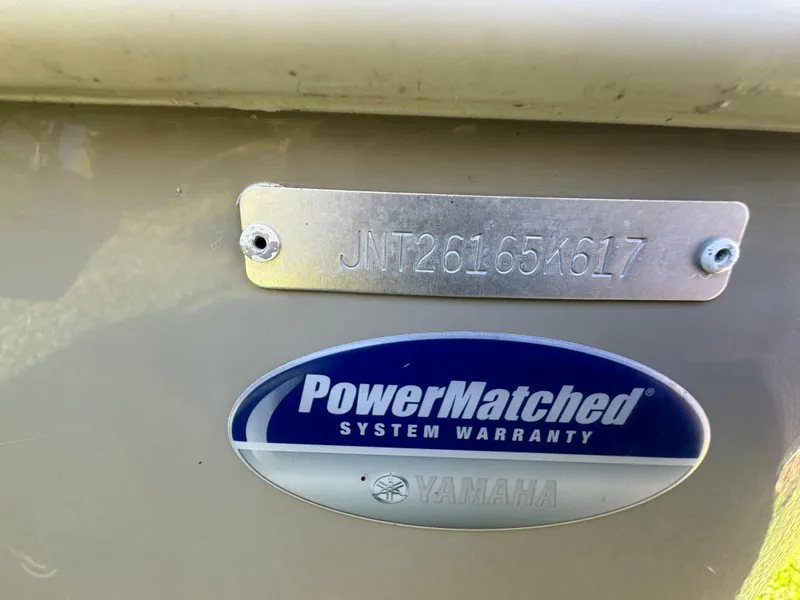 Slide: The Image of 2017 NauticStar 20 XS Offshore boat with PowerMatched Yamaha system warranty. - 47