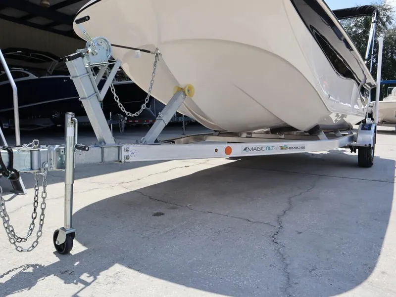 Slide: The Image of Carolina 19 LS 2023 - 9