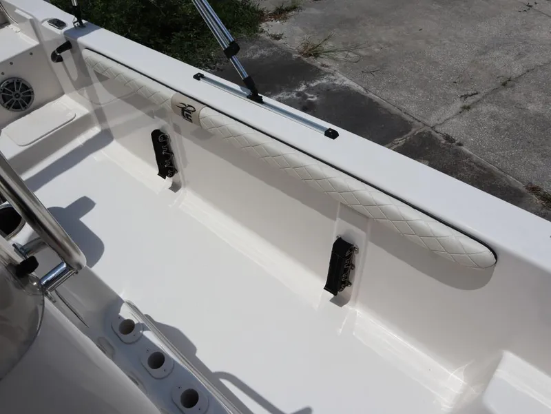 Slide: The Image of Carolina 17 LS 2023 - 19