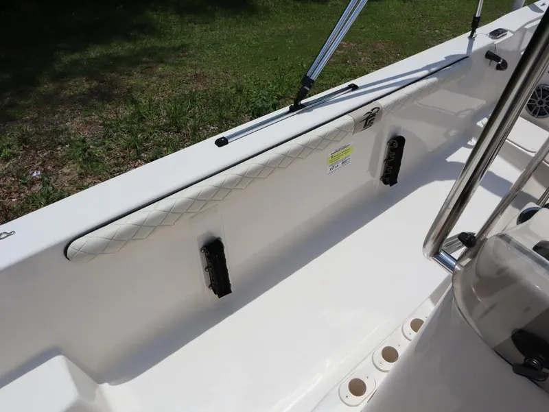 Slide: The Image of Carolina 17 LS 2023 - 20