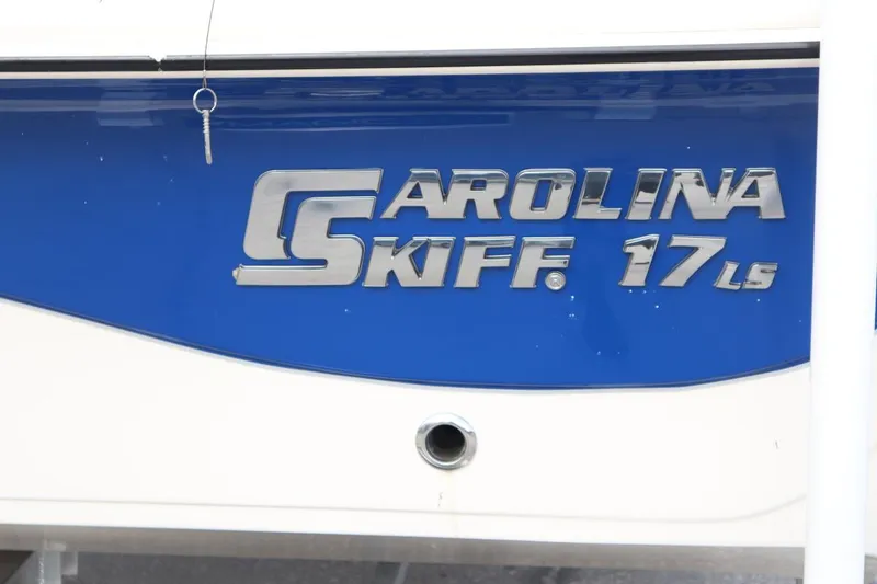 Slide: The Image of Carolina 17 LS 2023 - 21