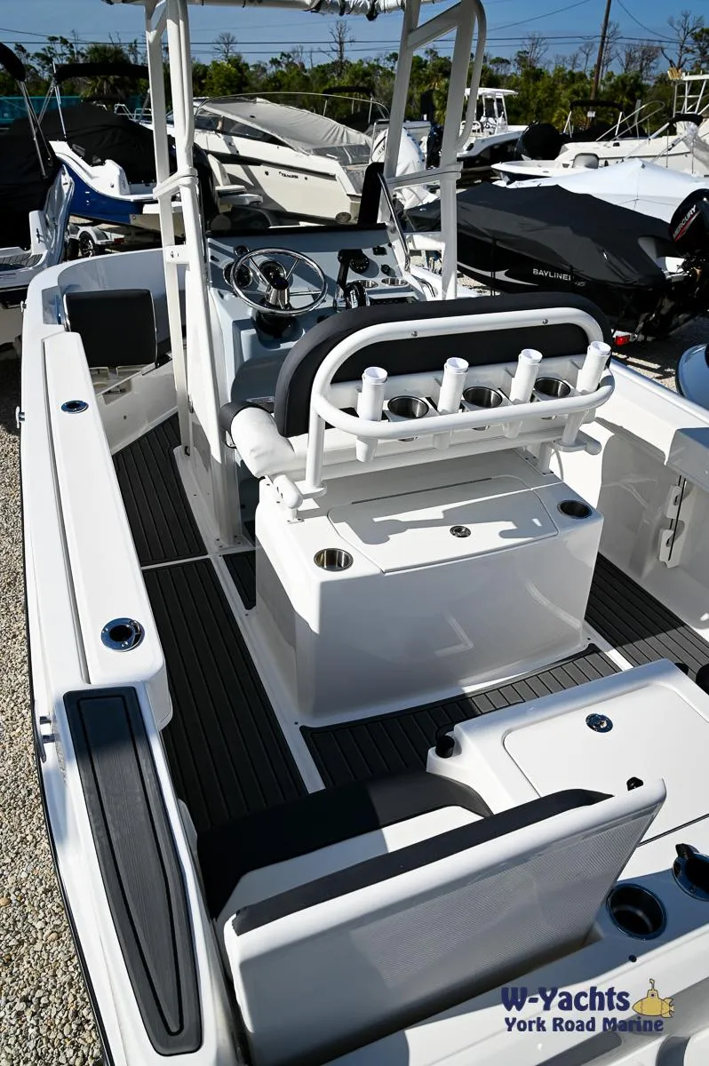 Slide: The Image of 2024 Bayliner T20 boat interior with seating and console at W-Yachts York Road Marine. - 18