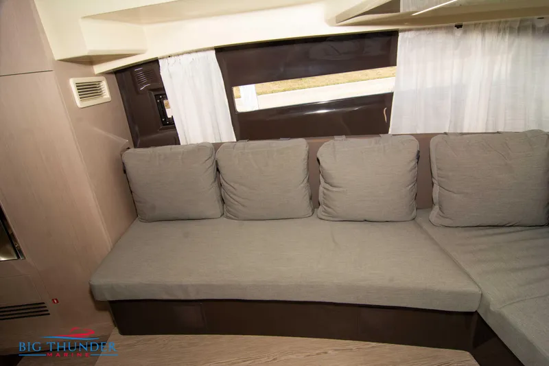 Slide: The Image of Invictus GT320 2024 - 60