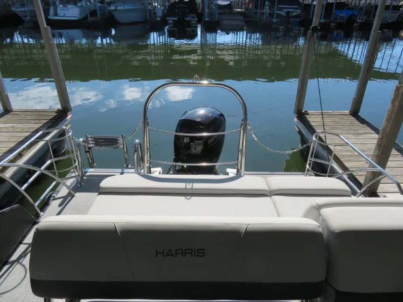 Slide: The Image of Harris CX230 2023 - 10