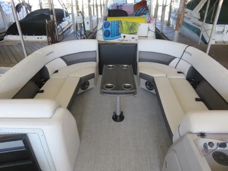 Slide: The Image of Harris CX230 2023 - 2