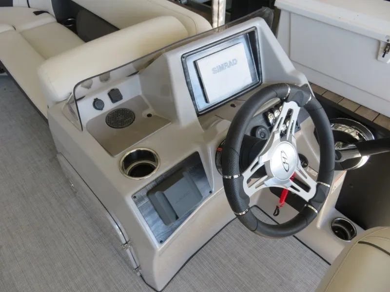 Slide: The Image of Harris CX230 2023 - 6