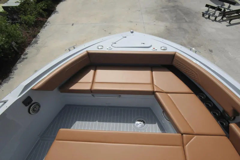 Slide: The Image of Cruisers 38 GLS South Beach Outboard 2024 - 25