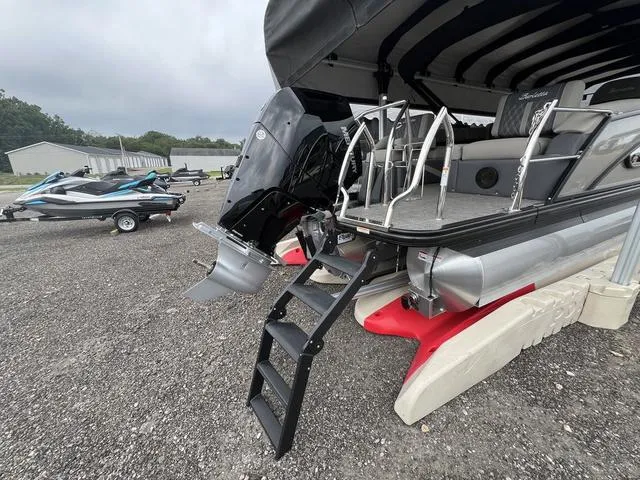 Slide: The Image of Barletta Lusso L25M 2024 - 11