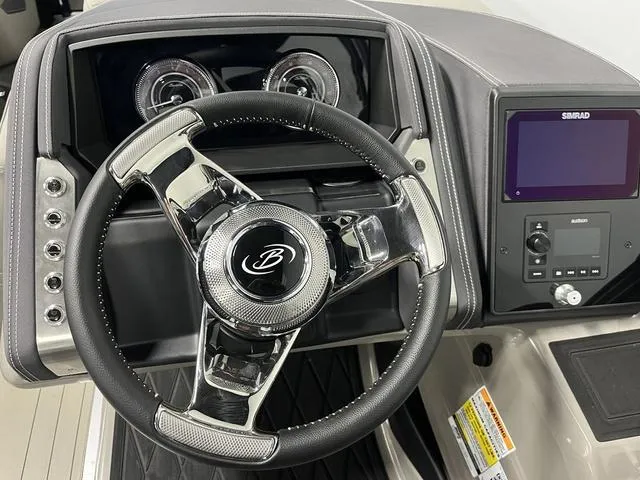 Slide: The Image of Barletta Lusso L23M 2024 - 14