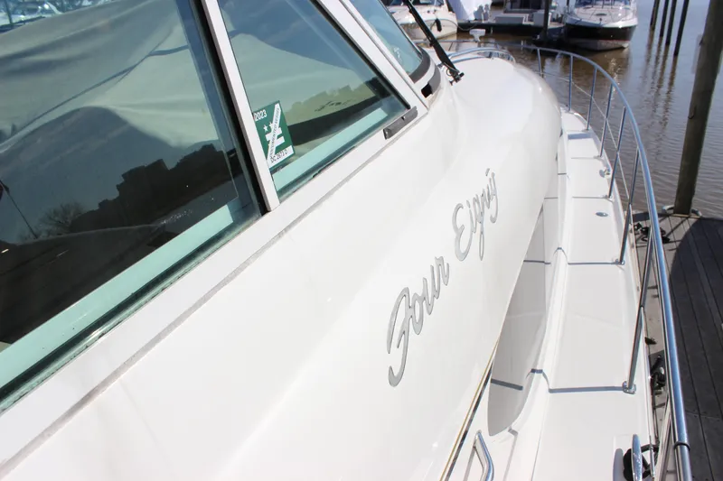 Slide: The Image of Sea Ray 480 Motor Yacht 2002 - 100