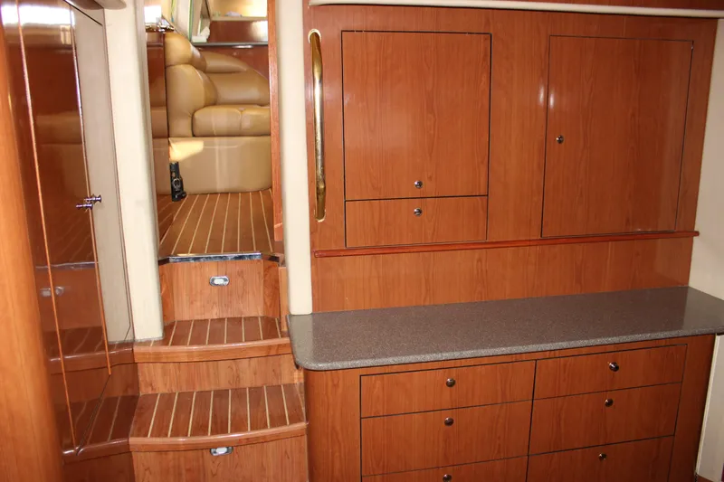 Slide: The Image of Sea Ray 480 Motor Yacht 2002 - 70