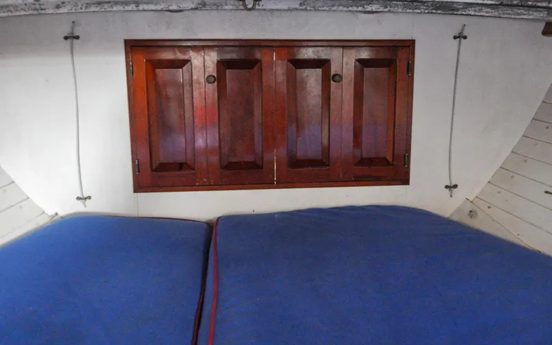 Slide: The Image of Custom Eldredge-McInnis 47 Cutter - Prowess - Forward Cabin - 108