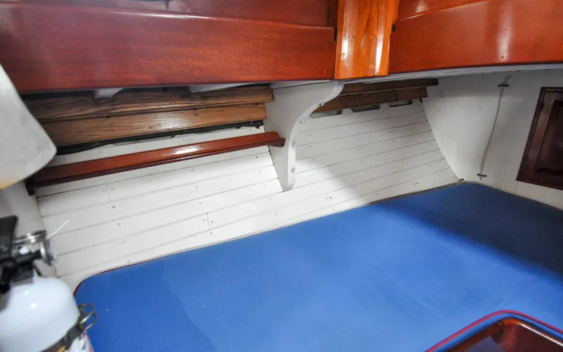 Slide: The Image of Custom Eldredge-McInnis 47 Cutter - Prowess - Forward Cabin - 109