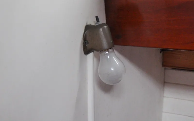 Slide: The Image of Custom Eldredge-McInnis 47 Cutter - Prowess - Salon - Reading Light - 113