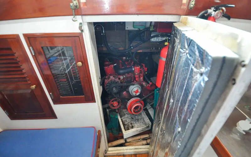Slide: The Image of Custom Eldredge-McInnis 47 Cutter - Engine Room - 134