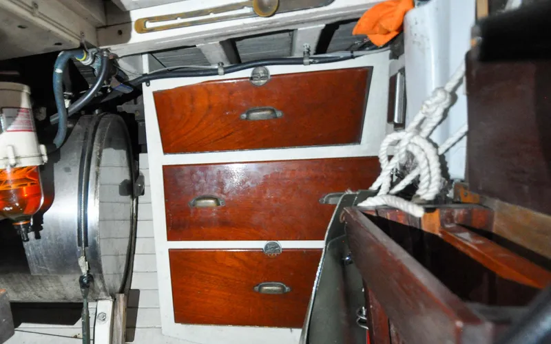 Slide: The Image of Custom Eldredge-McInnis 47 Cutter - Engine Room - 142