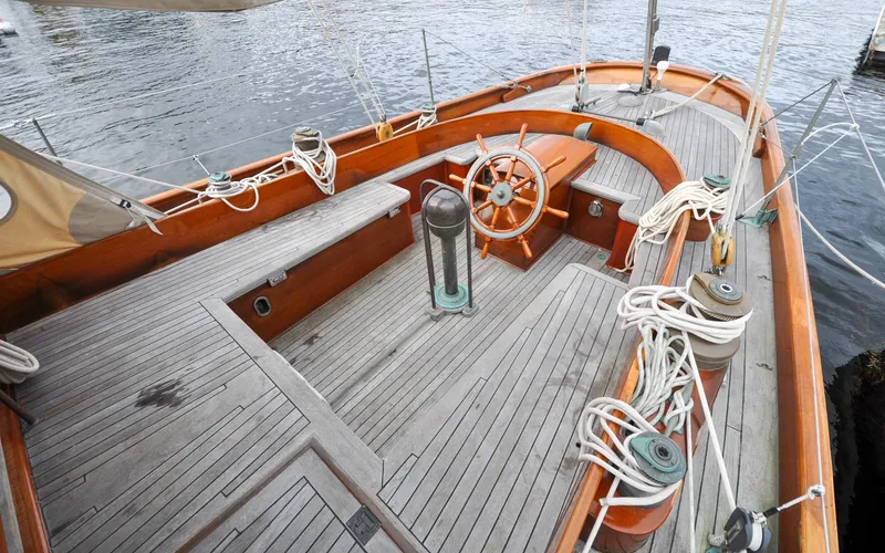 Slide: The Image of Custom Eldredge-McInnis 47 Cutter - Prowess - Cockpit - 25