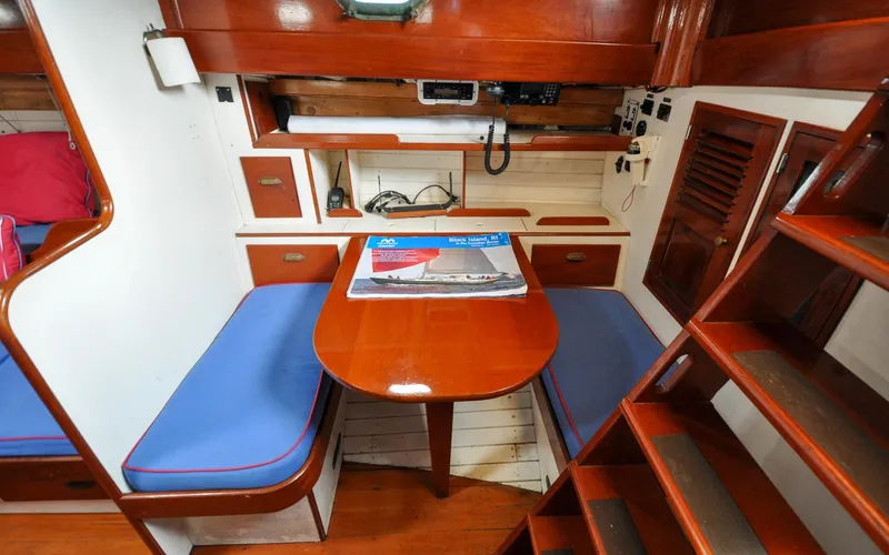 Slide: The Image of Custom Eldredge-McInnis 47 Cutter - Prowess - Dinette - 75