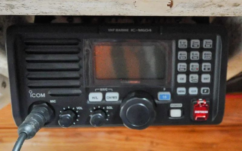 Slide: The Image of Custom Eldredge-McInnis 47 Cutter - Prowess - Dinette - Marine VHF - 80