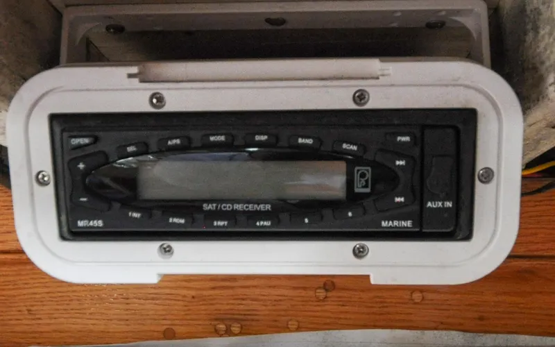 Slide: The Image of Custom Eldredge-McInnis 47 Cutter - Prowess - Dinette - Stereo Reciever - 81