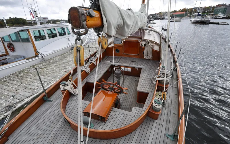 Slide: The Image of Custom Eldredge-McInnis 47 Cutter - Prowess - Cockpit - 9