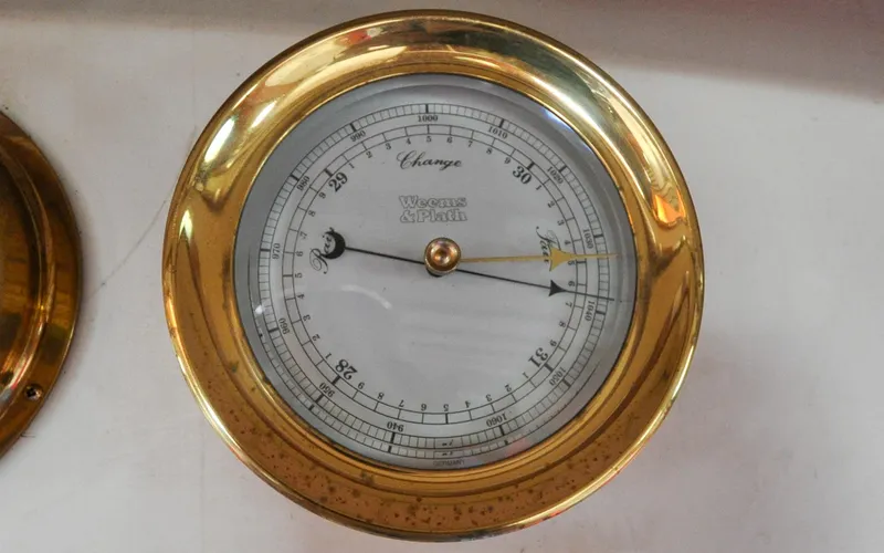 Slide: The Image of Custom Eldredge-McInnis 47 Cutter - Prowess - Salon - Ships Barometer - 91