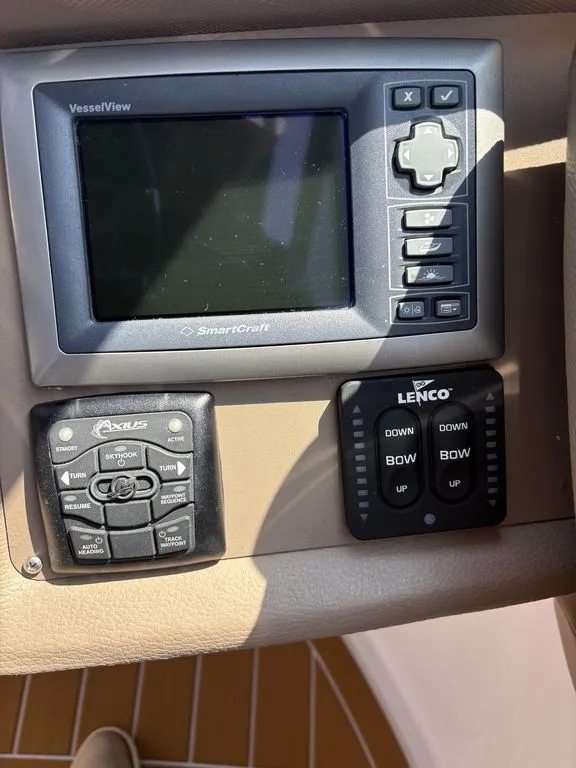 Slide: The Image of Cobalt Boats 302 BR 2011 - 12
