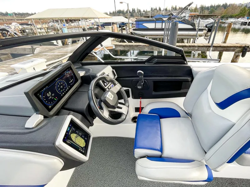 Slide: The Image of Malibu Wakesetter 22 LSV 2023 - 10