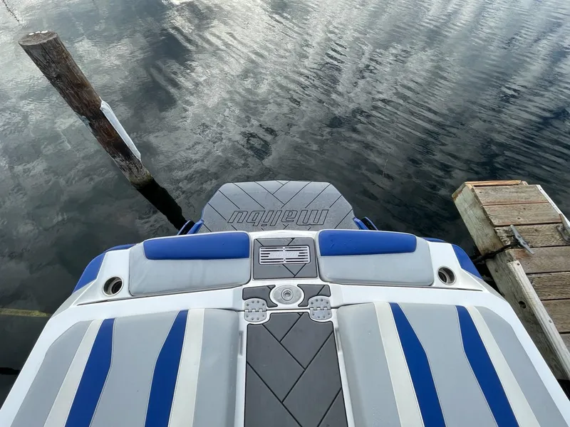 Slide: The Image of Malibu Wakesetter 22 LSV 2023 - 7