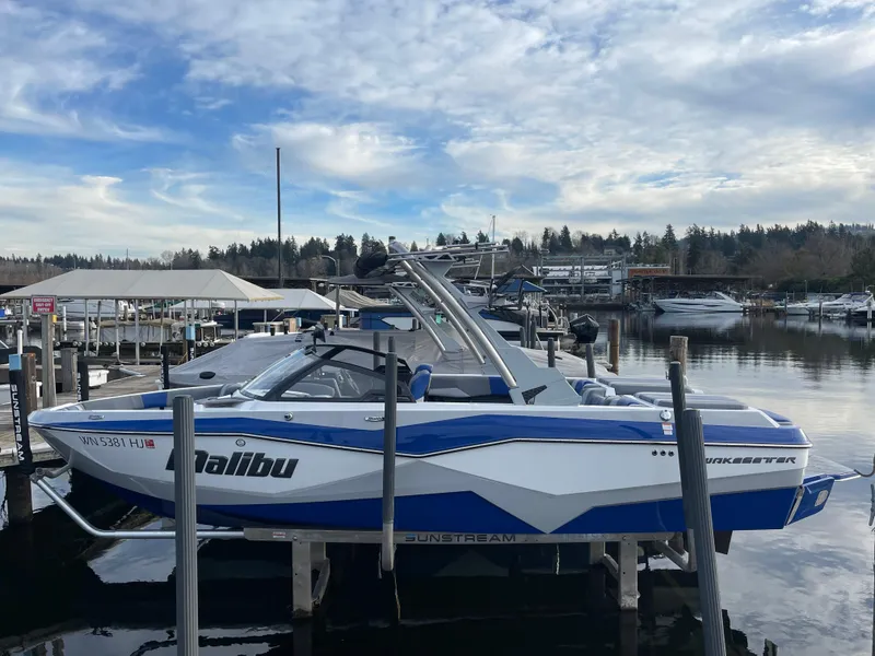 Slide: The Image of Malibu Wakesetter 22 LSV 2023 - 4