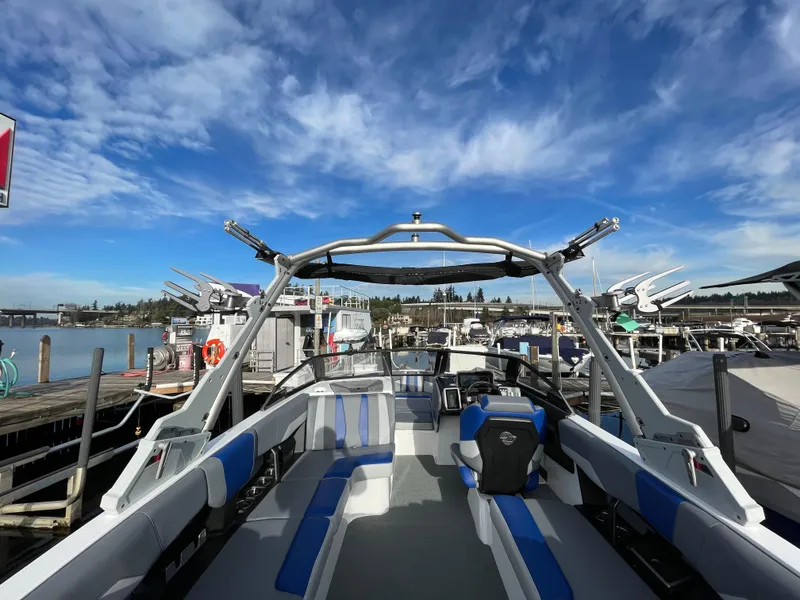 Slide: The Image of Malibu Wakesetter 22 LSV 2023 - 6