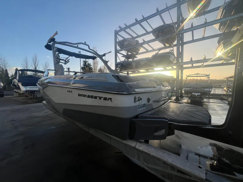 Slide: The Image of Malibu Wakesetter 22 LSV 2023 - 6