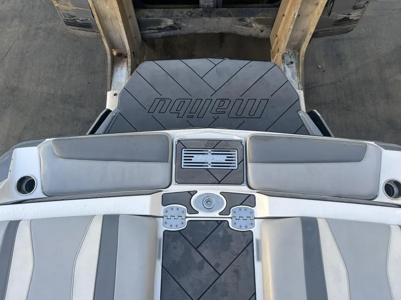 Slide: The Image of Malibu Wakesetter 22 LSV 2023 - 9