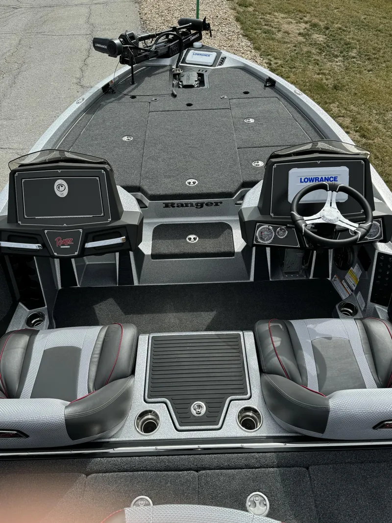 Slide: The Image of 2024 Ranger Z518 Ranger Cup Equipped fishing boat interior with advanced navigation systems. - 6