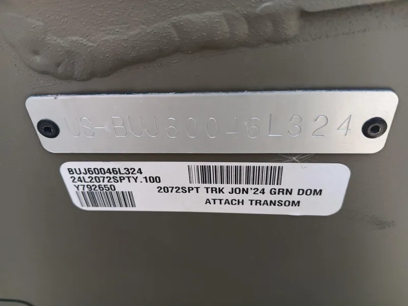 Slide: The Image of 2024 Tracker Grizzly 2072 CC Sportsman boat identification plate and barcode. - 7